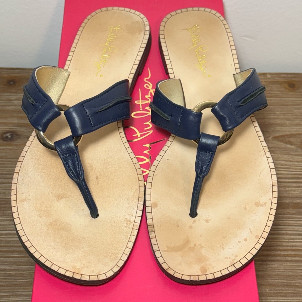 Worn Once: Lilly Pulitzer - McKim Sandal: Navy - size: 8M - $85